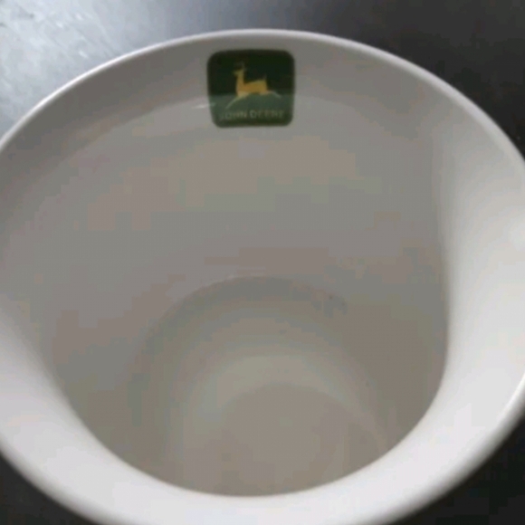 John Deere Coffee Cup/Mug by Gibson - Tractor “Nothing Runs Like a Deere” Logo - Picture 2 of 3